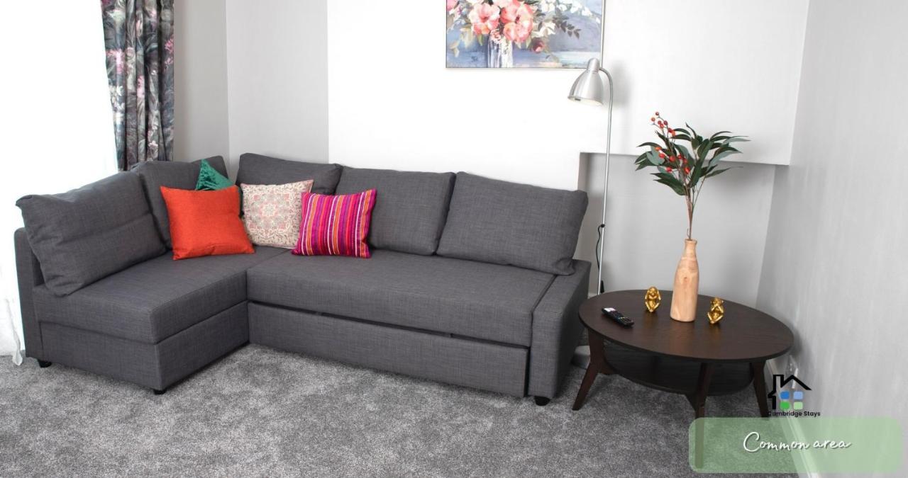 Cambridge Stays 4-5Br House-Garden-Lots Of Parking-15 Min To City-Close To Motorway Girton  Esterno foto